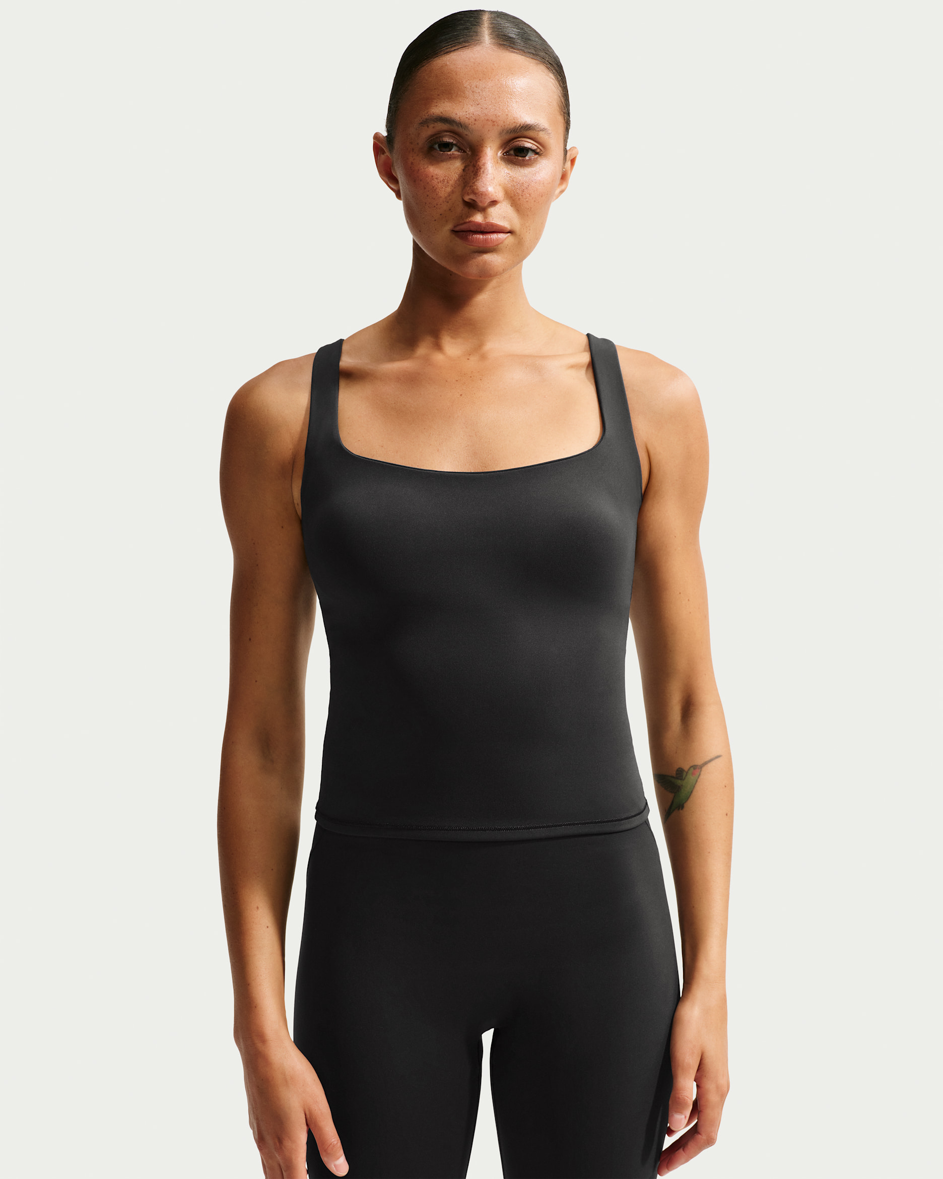 NikeSKIMS Matte Women's Square-Neck Tank. Nike DK
